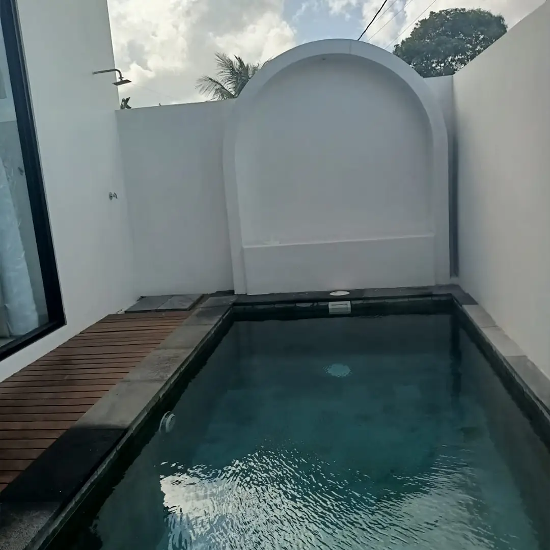 @3